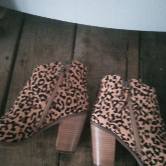 Boots Ladies Leopard Western Classic Ankle - Picture 6 of 8